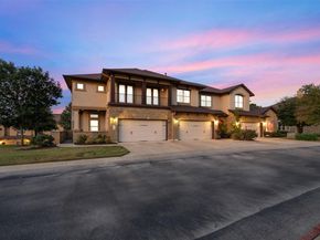 335 Lombardia DR 19E, Austin TX 78734