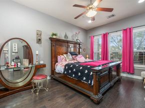 335 Lombardia DR 19E, Austin TX 78734