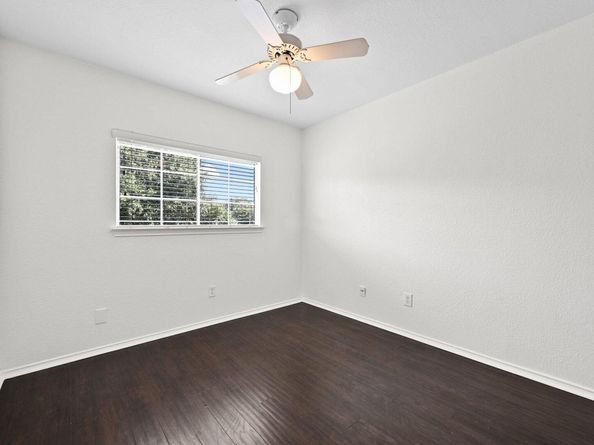 1400 Geoffs DR, Austin TX 78748
