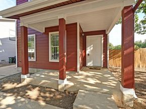 1400 Geoffs DR, Austin TX 78748