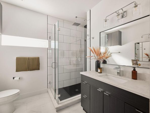 2806 Lyons RD 1, Austin TX 78702