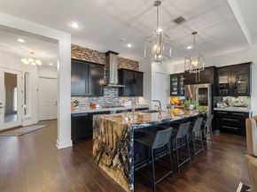 212 Marina View WAY 11A, Lakeway TX 78734