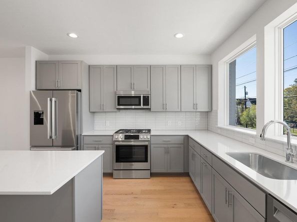 3613 Jetson WAY 1102, Austin TX 78723