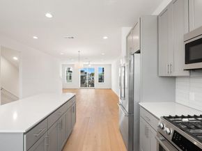 3613 Jetson WAY 1102, Austin TX 78723