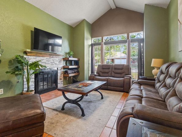 2107 Raintree Path, Round Rock TX 78664
