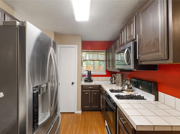 2107 Raintree Path, Round Rock TX 78664