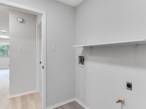 8015 Scotland Yard, Austin TX 78759