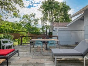 1706 Pennsylvania Ave, Austin TX 78702