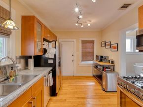 1706 Pennsylvania Ave, Austin TX 78702