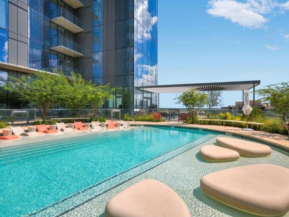 44 East Ave 2806, Austin TX 78701