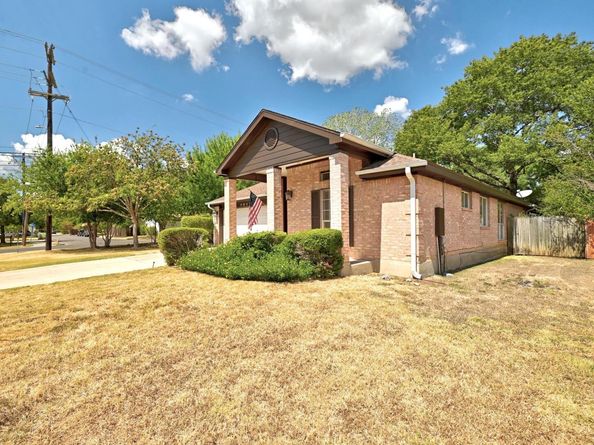1701 E 19th ST, Georgetown TX 78626