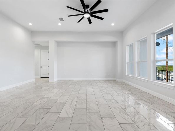 20302 Boggy Ford RD, Lago Vista TX 78645