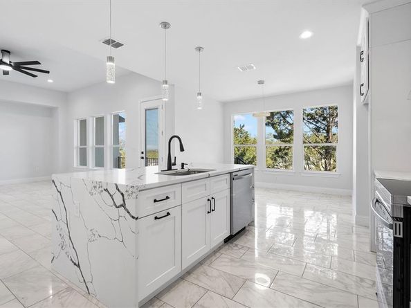 20302 Boggy Ford RD, Lago Vista TX 78645