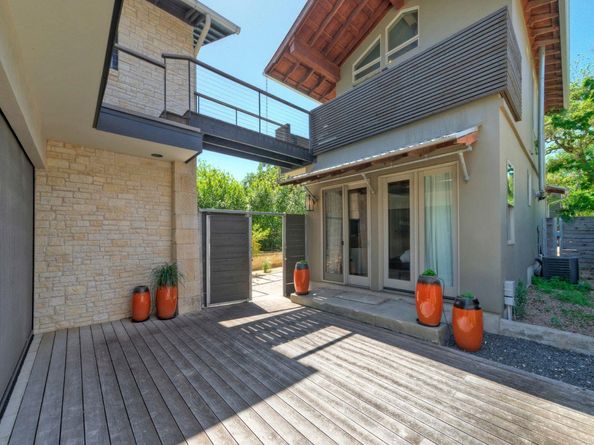 2309 S 4th ST, Austin TX 78704
