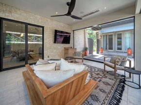 2309 S 4th ST, Austin TX 78704