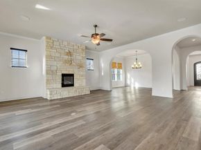 216 Cimarron Hills TRL E, Georgetown TX 78628