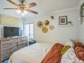 1304 Summit ST 107, Austin TX 78741