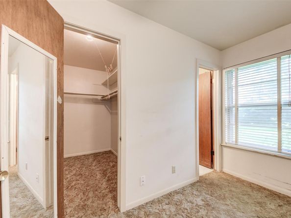 2502 Greenlawn PKWY, Austin TX 78757