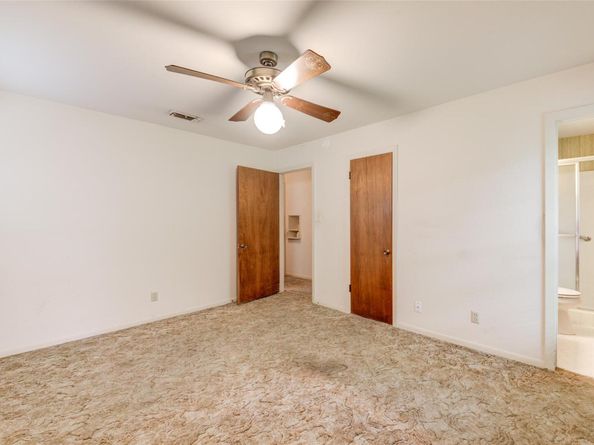 2502 Greenlawn PKWY, Austin TX 78757