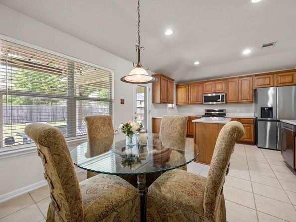 2801 Stirrup CV, Leander TX 78641