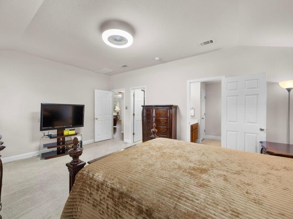 2801 Stirrup CV, Leander TX 78641