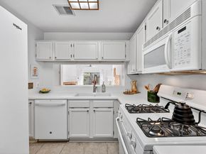 1411 Gracy Farms LN 118, Austin TX 78758