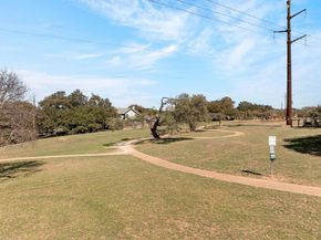 1411 Gracy Farms LN 118, Austin TX 78758