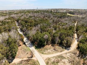 1411 Gracy Farms LN 118, Austin TX 78758