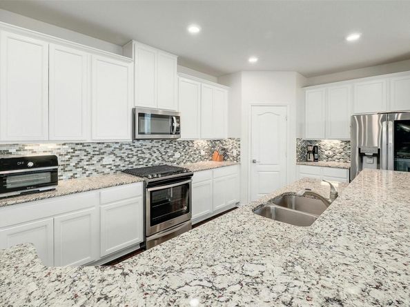 1228 Brenham LN, Leander TX 78641
