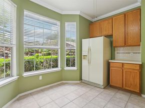 12401 Los Indios TRL 5, Austin TX 78729