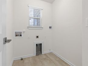 1716 Adina ST, Austin TX 78721