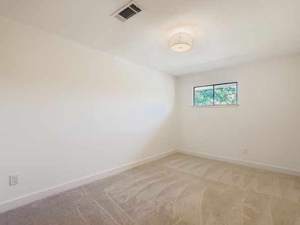 10407 Robinwood CIR, Austin TX 78758