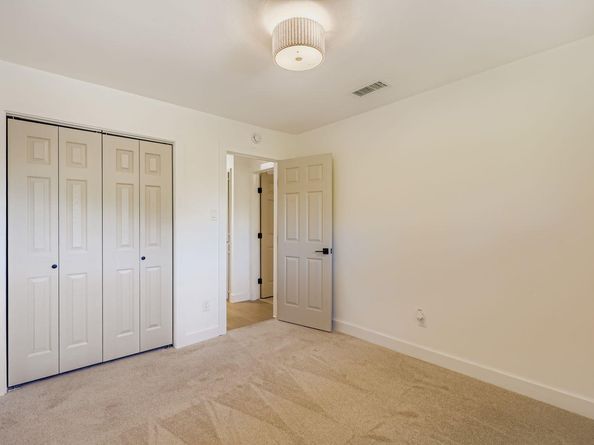 10407 Robinwood CIR, Austin TX 78758