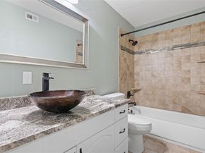 287 Venture BLVD, Point Venture TX 78645