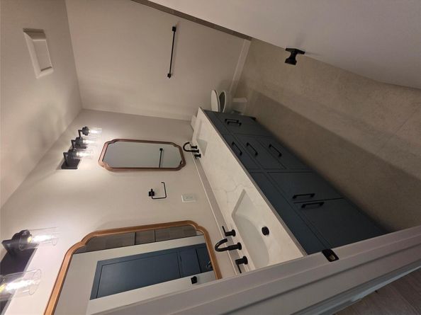 8102 Burrell DR, Austin TX 78757