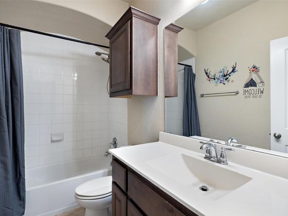 2444 Bowen ST, Leander TX 78641