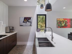 1325 Bonham TER C, Austin TX 78704