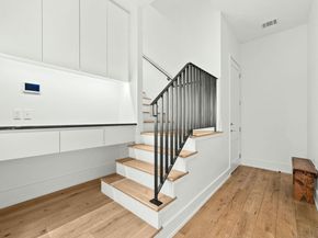 617 Harthan ST, Austin TX 78703