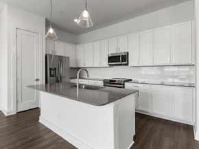 2050 Lohmans Spur RD 2005, Lakeway TX 78734
