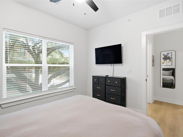 2500 Longview ST 201, Austin TX 78705