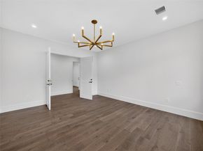 5 Scott Crescent, Austin TX 78703