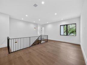 5 Scott Crescent, Austin TX 78703