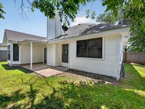 1222 Ivybridge DR, Pflugerville TX 78660