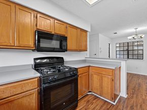 1222 Ivybridge DR, Pflugerville TX 78660