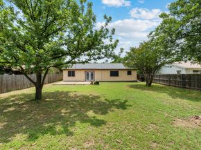 2006 Heathwood CIR, Round Rock TX 78664