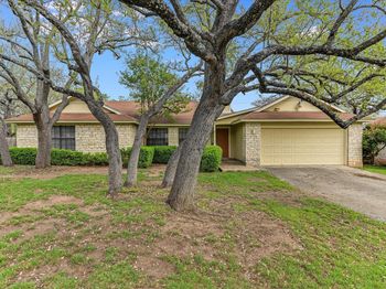 1306 Daytona DR
