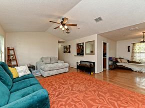 1306 Daytona DR, Austin TX 78733
