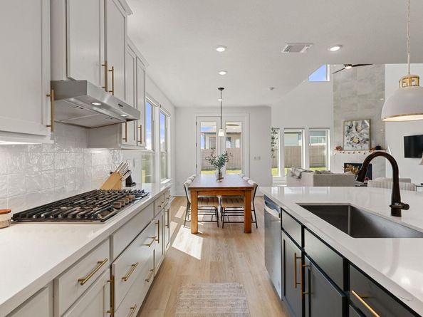 9609 Boathouse DR, Austin TX 78744