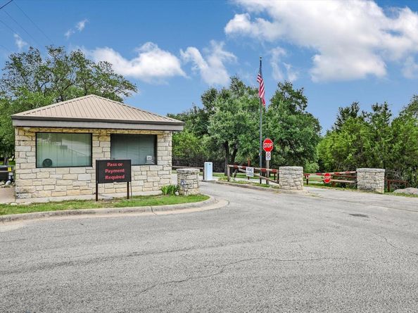 524 Highland Spring LN, Georgetown TX 78633