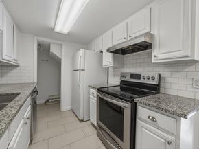 2124 Burton DR 125, Austin TX 78741